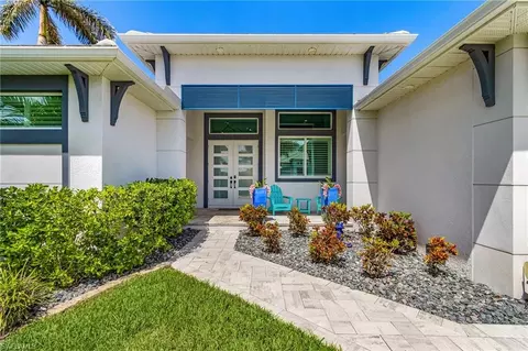 5338 Colonade Ct, Cape Coral, FL 33904