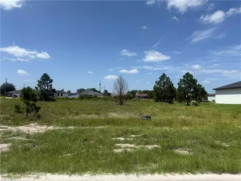 2812 19th St SW, Lehigh Acres, FL 33976