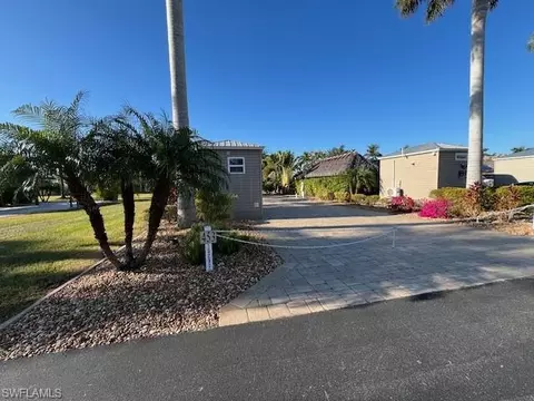 10232 Meadow Beauty Trl, Fort Myers, FL 33905