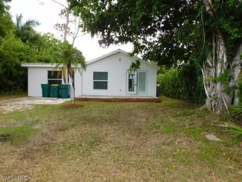 3203 Woodside Ave, Naples, FL 34112
