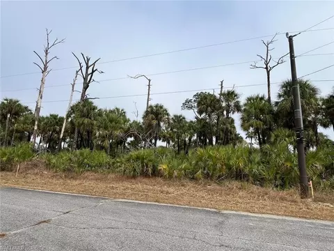 504 Nueva Ave, Labelle, FL 33935