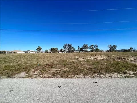 3431 SW 8th Ct, Cape Coral, FL 33914