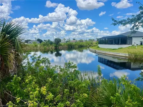 203 NW 19th Pl, Cape Coral, FL 33993