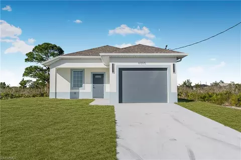 6005 June Ave N, Lehigh Acres, FL 33971