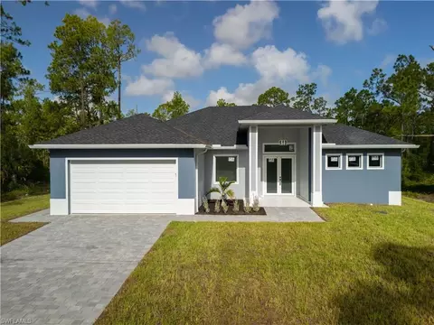 1213 Wellington Ave, Lehigh Acres, FL 33972
