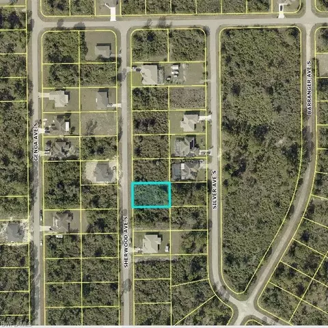 557 Sherwood Ave S, Lehigh Acres, FL 33974