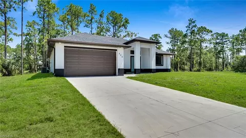 300 W 11th St, Lehigh Acres, FL 33972