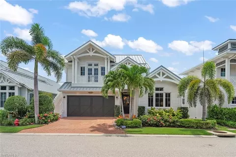 1432 2nd Ave S, Naples, FL 34102