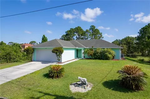 1227 Cloplon St E, Lehigh Acres, FL 33974