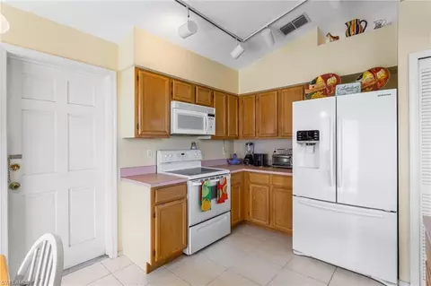 Kitchen - 20710 Persimmon Pl, Estero, FL 33928 photo 2 of 3