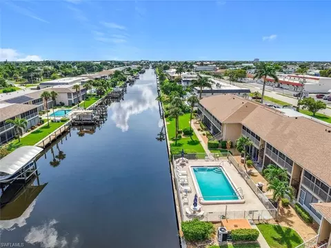 809 SE 46th Ln #109, Cape Coral, FL 33904