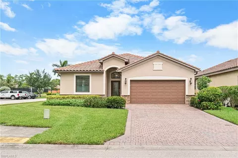 9481 River Otter Dr, Fort Myers, FL 33912