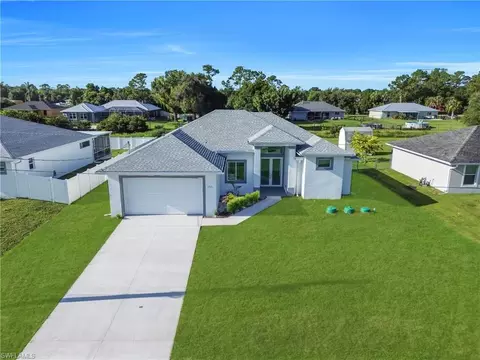 3711 Trent St, Fort Myers, FL 33905