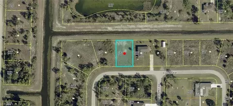 923 Foxdale Ave, Lehigh Acres, FL 33974