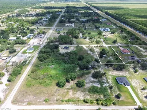 7583 7th Pl, Labelle, FL 33935 photo 6
