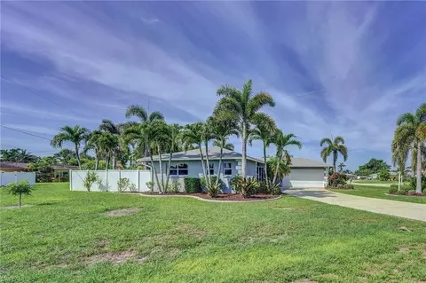 4001 SE 10th Ave, Cape Coral, FL 33904