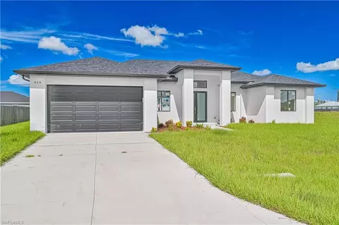454 NE Juanita Ct, Cape Coral, FL 33909