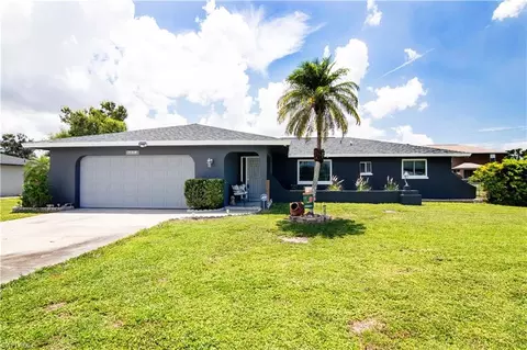 8012 San Carlos Blvd, Fort Myers, FL 33967