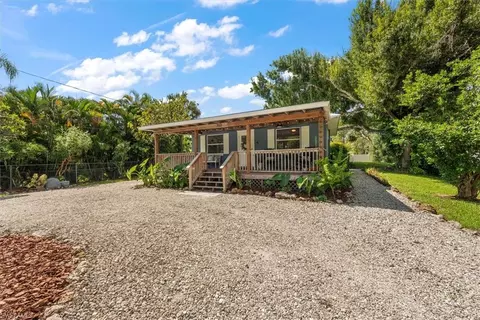 703 Queens Dr, North Fort Myers, FL 33903