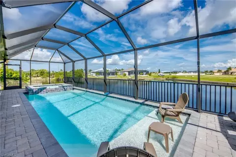 1042 NW 32nd Pl, Cape Coral, FL 33993