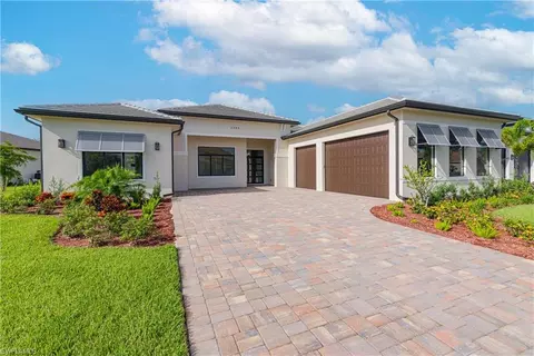 3383 Chestnut Grove Dr, Alva, FL 33920