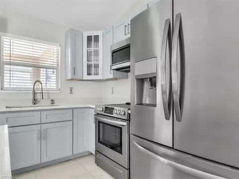 1526 NW 21st Pl, Cape Coral, FL 33993