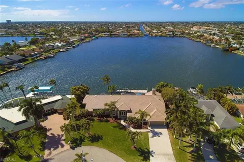 4902 SW 5th Pl, Cape Coral, FL 33914