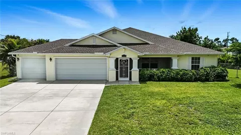 3341 NE 13th Pl, Cape Coral, FL 33909