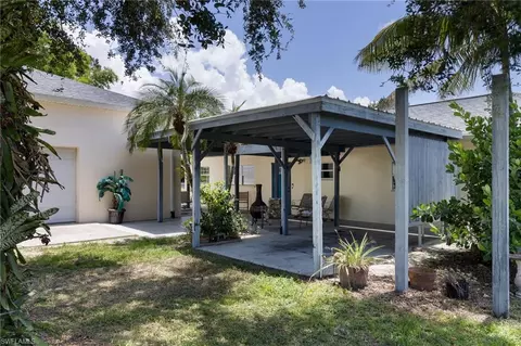 4301 Pine Rd, Fort Myers, FL 33908