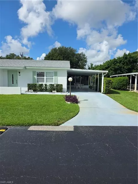 52 Heath Aster Ln, Lehigh Acres, FL 33936