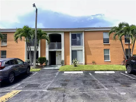 12650 Kenwood Ln #A, Fort Myers, FL 33907