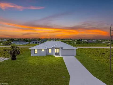 9051 W Justice Cir, Labelle, FL 33935