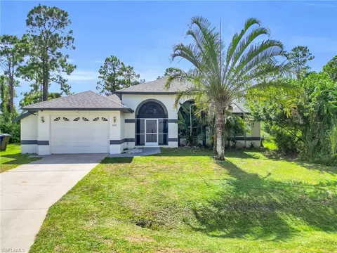 809 Hamilton Ave, Lehigh Acres, FL 33972
