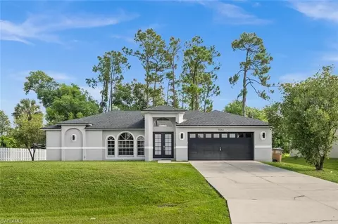 5562 Belrose St, Lehigh Acres, FL 33971