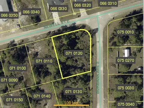752 Newell St E, Lehigh Acres, FL 33974