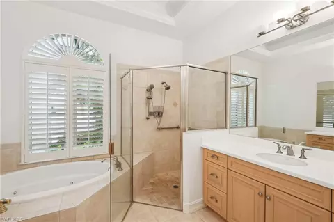 367 Saddlebrook Ln, Naples, FL 34110 photo 14
