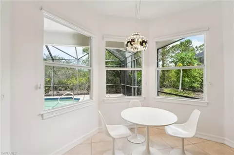 367 Saddlebrook Ln, Naples, FL 34110 photo 9