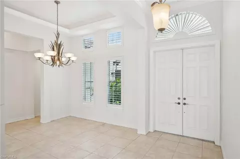 367 Saddlebrook Ln, Naples, FL 34110 photo 3