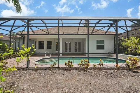367 Saddlebrook Ln, Naples, FL 34110 photo 24