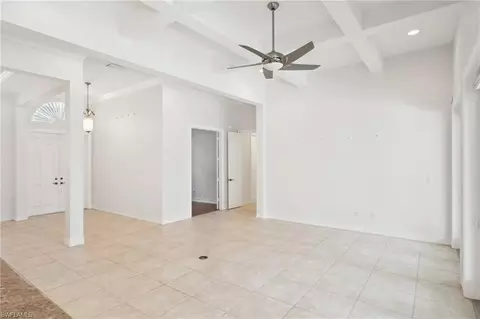 367 Saddlebrook Ln, Naples, FL 34110 photo 4