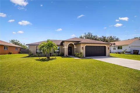 1231 SE 2nd Pl, Cape Coral, FL 33990