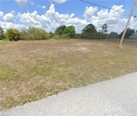405 NE 17th Ter, Cape Coral, FL 33909