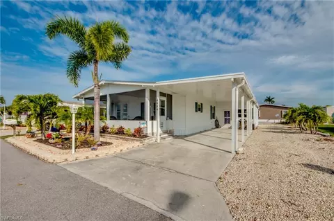 4954 Needlefish Ln, Saint James City, FL 33956