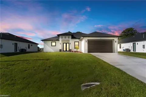 3511 36th St SW, Lehigh Acres, FL 33976