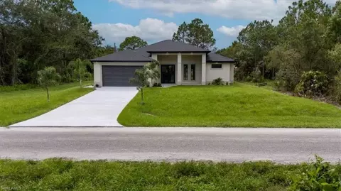 607 Mcarthur Ave, Lehigh Acres, FL 33936