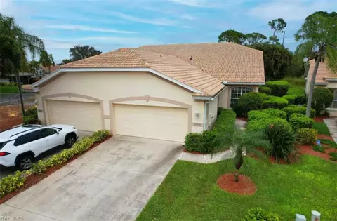 2203 Carnaby Ct, Lehigh Acres, FL 33973