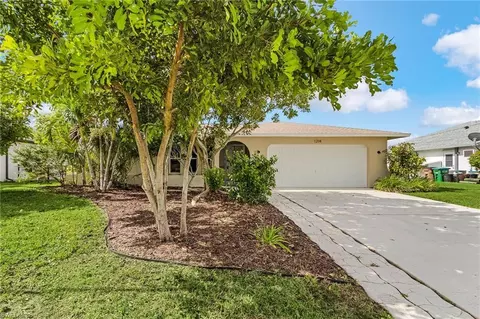 1214 SE 23rd St, Cape Coral, FL 33990