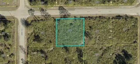 505 W 14th St, Lehigh Acres, FL 33972