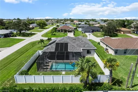 1016 SW 33rd Ter, Cape Coral, FL 33914