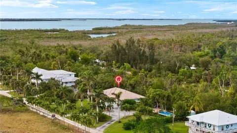 12241 Harry St, Bokeelia, FL 33922